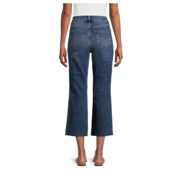 Time and Tru Women's High Rise Step Hem Kick Flare Jeans Size 12 - Picture 3 of 10